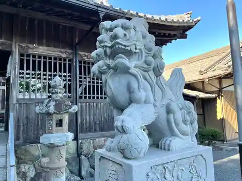 川合神社の狛犬