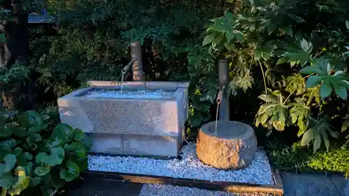 鉄道神社の手水舎