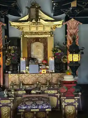 金剛宝寺（紀三井寺）の{uncategorized: "未分類", other: "その他", undefined: "問題あり", building: "その他建物", grave: "お墓", sacred_gate: "鳥居", guardian: "狛犬", statue: "像", buddha: "仏像", history: "歴史", nature: "自然", garden: "庭園", animal: "動物", pagoda: "塔", temizu: "手水舎", mountain_gate: "山門・神門", sanctuary: "本殿・本堂", subordinate: "末社・摂社", art: "芸術", scenery: "景色", jizo: "地蔵", ema: "絵馬", goshuin: "御朱印", omikuji: "おみくじ", items: "授与品その他", amulet: "お守り", goshuincho: "御朱印帳", eats: "食事", festival: "お祭り", votive_dance: "神楽", shichigosan: "七五三参", wedding: "結婚式", experience: "体験その他", initially: "初詣", around: "周辺", anti_infection: "感染症対策"}