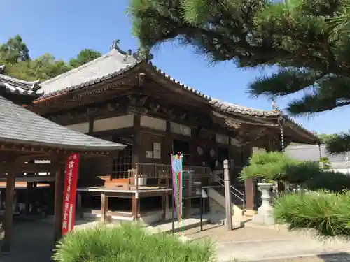 大興寺の本殿・本堂