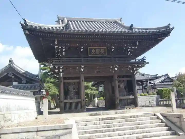 常楽寺の山門・神門