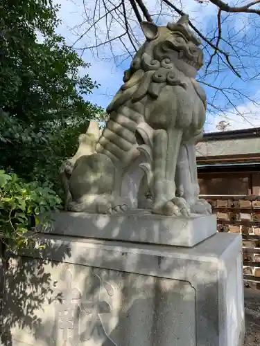 寒川神社の狛犬