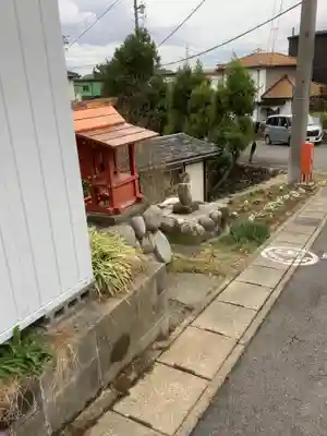 秋葉社，地蔵のその他建物