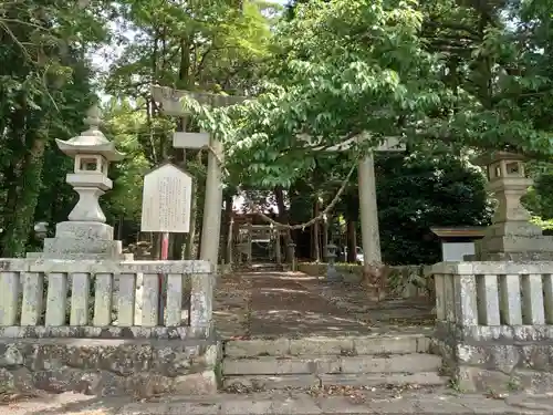 大神山八幡宮の建物その他