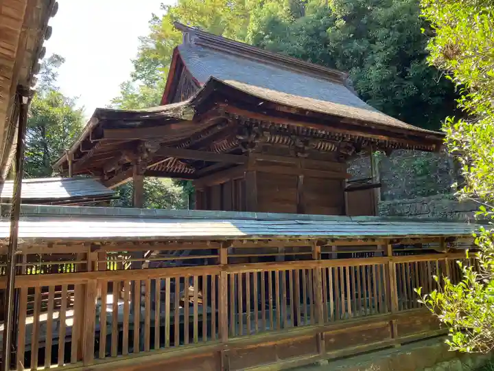 山梨岡神社(山梨県)
