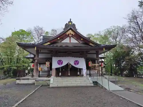 鷹栖神社の本殿・本堂
