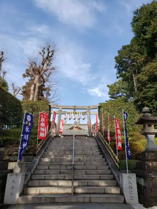 中野沼袋氷川神社の鳥居