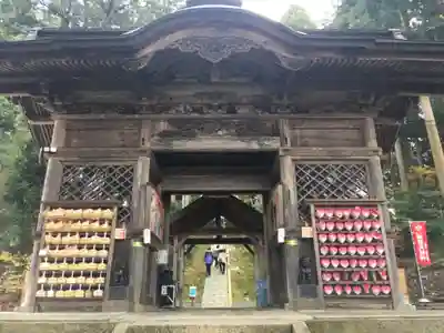 旦飯野神社の山門・神門