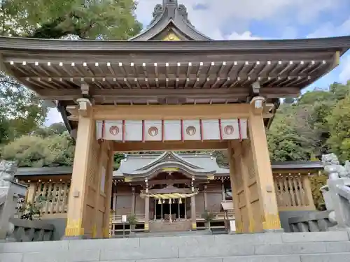 春日神社の山門・神門