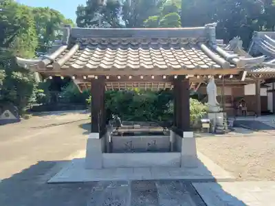 洞雲院の手水舎