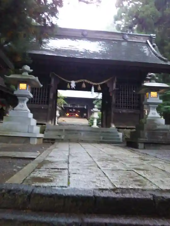 河口浅間神社の山門・神門