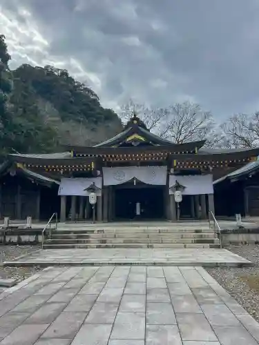 岐阜護國神社の{uncategorized: "未分類", other: "その他", undefined: "問題あり", building: "その他建物", grave: "お墓", sacred_gate: "鳥居", guardian: "狛犬", statue: "像", buddha: "仏像", history: "歴史", nature: "自然", garden: "庭園", animal: "動物", pagoda: "塔", temizu: "手水舎", mountain_gate: "山門・神門", sanctuary: "本殿・本堂", subordinate: "末社・摂社", art: "芸術", scenery: "景色", jizo: "地蔵", ema: "絵馬", goshuin: "御朱印", omikuji: "おみくじ", items: "授与品その他", amulet: "お守り", goshuincho: "御朱印帳", eats: "食事", festival: "お祭り", votive_dance: "神楽", shichigosan: "七五三参", wedding: "結婚式", experience: "体験その他", initially: "初詣", around: "周辺", anti_infection: "感染症対策"}