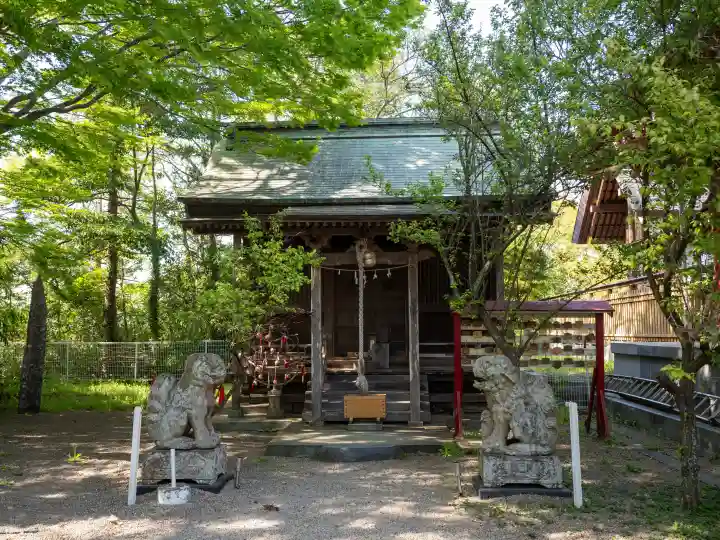 鹿島御児神社の{uncategorized: "未分類", other: "その他", undefined: "問題あり", building: "その他建物", grave: "お墓", sacred_gate: "鳥居", guardian: "狛犬", statue: "像", buddha: "仏像", history: "歴史", nature: "自然", garden: "庭園", animal: "動物", pagoda: "塔", temizu: "手水舎", mountain_gate: "山門・神門", sanctuary: "本殿・本堂", subordinate: "末社・摂社", art: "芸術", scenery: "景色", jizo: "地蔵", ema: "絵馬", goshuin: "御朱印", omikuji: "おみくじ", items: "授与品その他", amulet: "お守り", goshuincho: "御朱印帳", eats: "食事", festival: "お祭り", votive_dance: "神楽", shichigosan: "七五三参", wedding: "結婚式", experience: "体験その他", initially: "初詣", around: "周辺", anti_infection: "感染症対策"}
