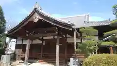 高野山真言宗海龍山本泉寺増徳院の本殿