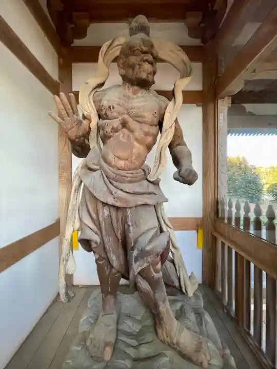 医王寺の像