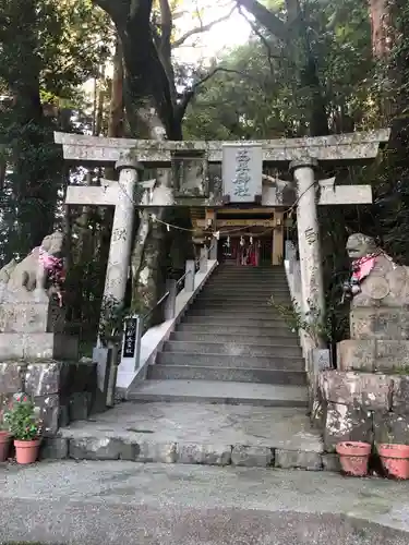 西平神社の鳥居