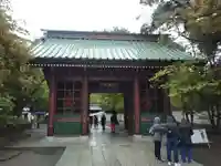 高徳院の山門・神門