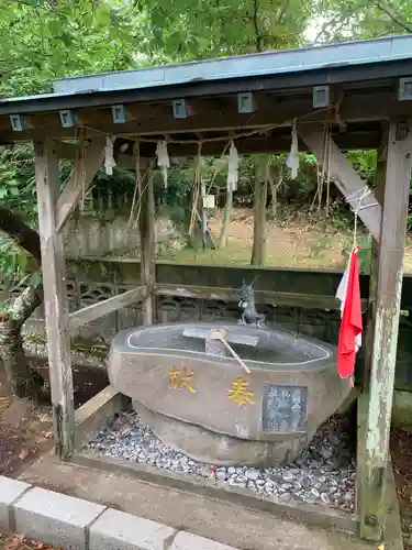 寄八幡神社の手水