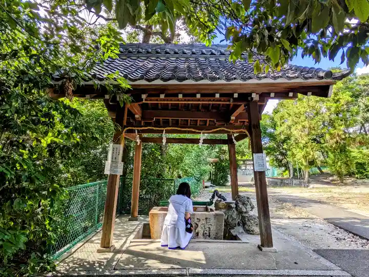 高牟神社(高針)の手水舎