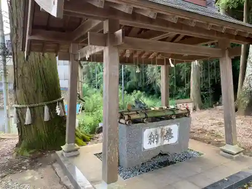 楡木神社の手水舎