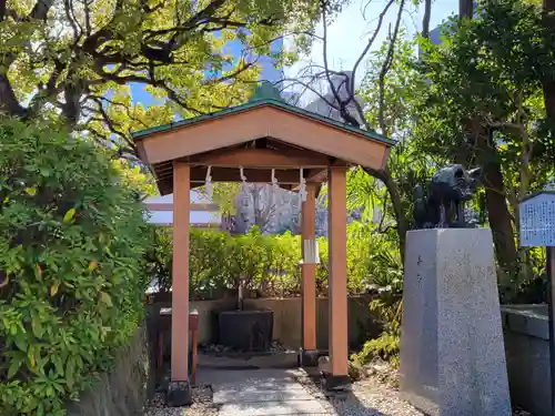稲毛神社の手水舎