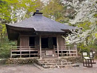 中尊寺の本殿・本堂