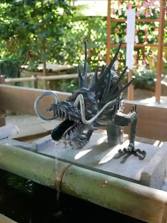 岩槻久伊豆神社の手水舎