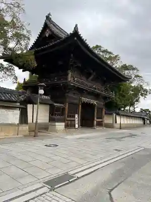魚吹八幡神社の山門・神門