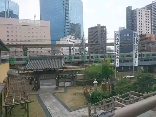 圓珠寺の山門・神門