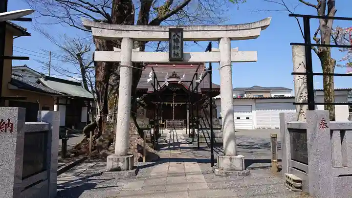是政八幡神社の鳥居