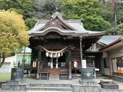 根岸八幡神社の{uncategorized: "未分類", other: "その他", undefined: "問題あり", building: "その他建物", grave: "お墓", sacred_gate: "鳥居", guardian: "狛犬", statue: "像", buddha: "仏像", history: "歴史", nature: "自然", garden: "庭園", animal: "動物", pagoda: "塔", temizu: "手水舎", mountain_gate: "山門・神門", sanctuary: "本殿・本堂", subordinate: "末社・摂社", art: "芸術", scenery: "景色", jizo: "地蔵", ema: "絵馬", goshuin: "御朱印", omikuji: "おみくじ", items: "授与品その他", amulet: "お守り", goshuincho: "御朱印帳", eats: "食事", festival: "お祭り", votive_dance: "神楽", shichigosan: "七五三参", wedding: "結婚式", experience: "体験その他", initially: "初詣", around: "周辺", anti_infection: "感染症対策"}