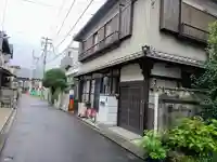 聞信寺の本殿・本堂