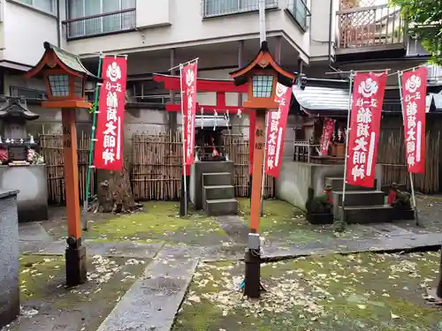高円寺氷川神社の末社・摂社