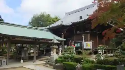 白峯寺の本殿・本堂
