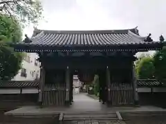 總持寺の山門