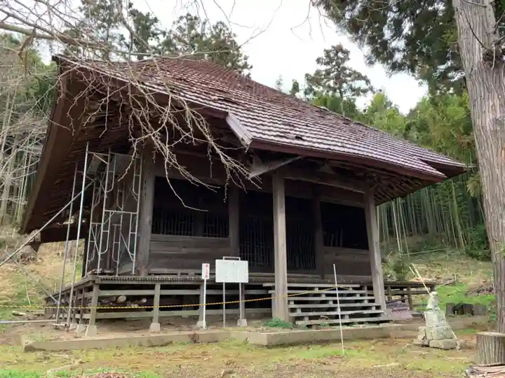 建暦寺の本殿・本堂