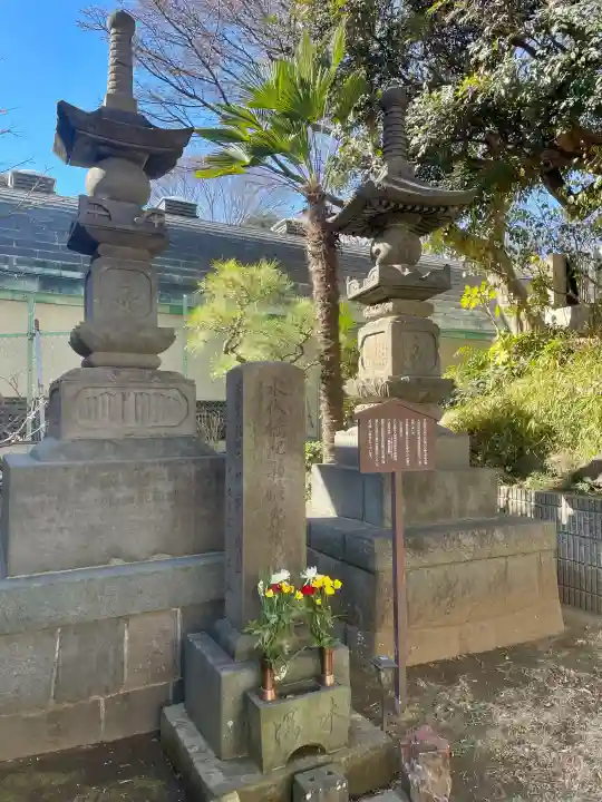 海福寺の{uncategorized: "未分類", other: "その他", undefined: "問題あり", building: "その他建物", grave: "お墓", sacred_gate: "鳥居", guardian: "狛犬", statue: "像", buddha: "仏像", history: "歴史", nature: "自然", garden: "庭園", animal: "動物", pagoda: "塔", temizu: "手水舎", mountain_gate: "山門・神門", sanctuary: "本殿・本堂", subordinate: "末社・摂社", art: "芸術", scenery: "景色", jizo: "地蔵", ema: "絵馬", goshuin: "御朱印", omikuji: "おみくじ", items: "授与品その他", amulet: "お守り", goshuincho: "御朱印帳", eats: "食事", festival: "お祭り", votive_dance: "神楽", shichigosan: "七五三参", wedding: "結婚式", experience: "体験その他", initially: "初詣", around: "周辺", anti_infection: "感染症対策"}