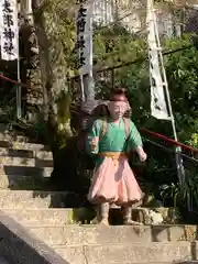 桃太郎神社（栗栖）の像