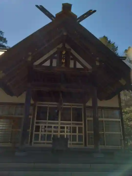 由仁神社(北海道)