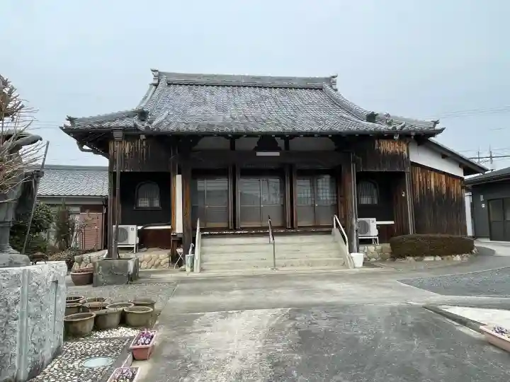 厳浄寺の{uncategorized: "未分類", other: "その他", undefined: "問題あり", building: "その他建物", grave: "お墓", sacred_gate: "鳥居", guardian: "狛犬", statue: "像", buddha: "仏像", history: "歴史", nature: "自然", garden: "庭園", animal: "動物", pagoda: "塔", temizu: "手水舎", mountain_gate: "山門・神門", sanctuary: "本殿・本堂", subordinate: "末社・摂社", art: "芸術", scenery: "景色", jizo: "地蔵", ema: "絵馬", goshuin: "御朱印", omikuji: "おみくじ", items: "授与品その他", amulet: "お守り", goshuincho: "御朱印帳", eats: "食事", festival: "お祭り", votive_dance: "神楽", shichigosan: "七五三参", wedding: "結婚式", experience: "体験その他", initially: "初詣", around: "周辺", anti_infection: "感染症対策"}