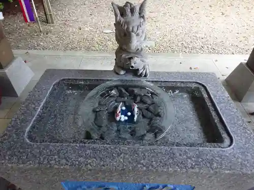 滑川神社 - 仕事と子どもの守り神の手水舎