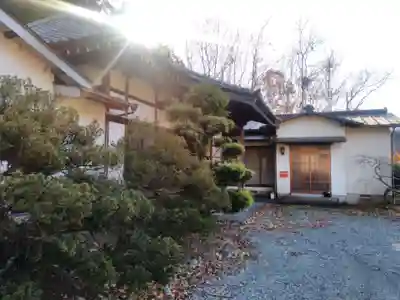 平等寺の本殿・本堂