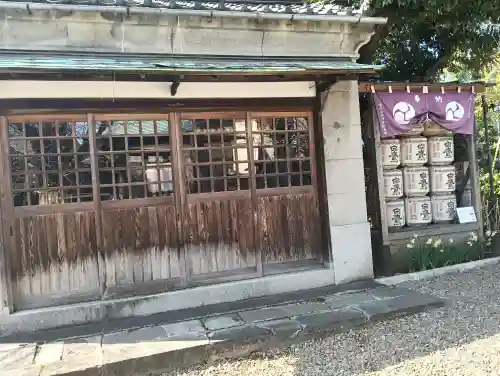 筑土八幡神社の{uncategorized: "未分類", other: "その他", undefined: "問題あり", building: "その他建物", grave: "お墓", sacred_gate: "鳥居", guardian: "狛犬", statue: "像", buddha: "仏像", history: "歴史", nature: "自然", garden: "庭園", animal: "動物", pagoda: "塔", temizu: "手水舎", mountain_gate: "山門・神門", sanctuary: "本殿・本堂", subordinate: "末社・摂社", art: "芸術", scenery: "景色", jizo: "地蔵", ema: "絵馬", goshuin: "御朱印", omikuji: "おみくじ", items: "授与品その他", amulet: "お守り", goshuincho: "御朱印帳", eats: "食事", festival: "お祭り", votive_dance: "神楽", shichigosan: "七五三参", wedding: "結婚式", experience: "体験その他", initially: "初詣", around: "周辺", anti_infection: "感染症対策"}