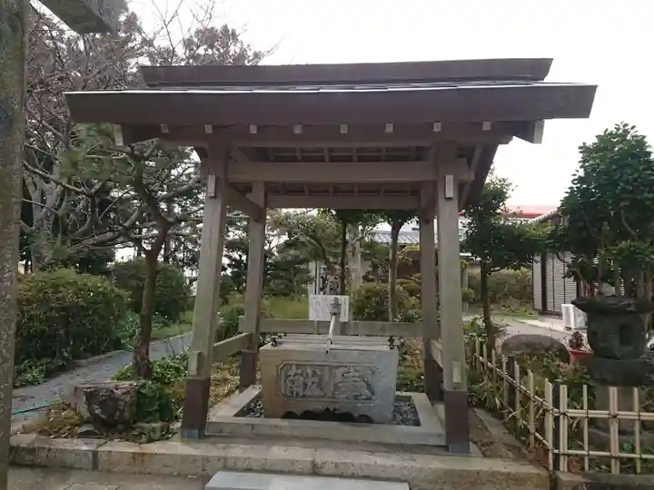 有田神社の手水舎