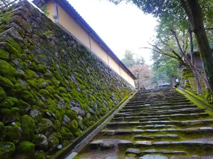 西明寺(滋賀県)