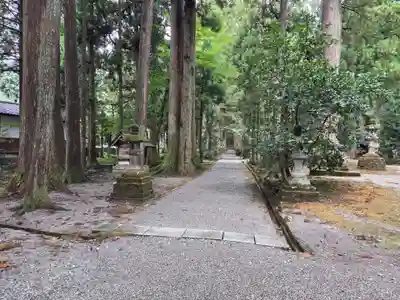雄山神社中宮祈願殿(富山県)