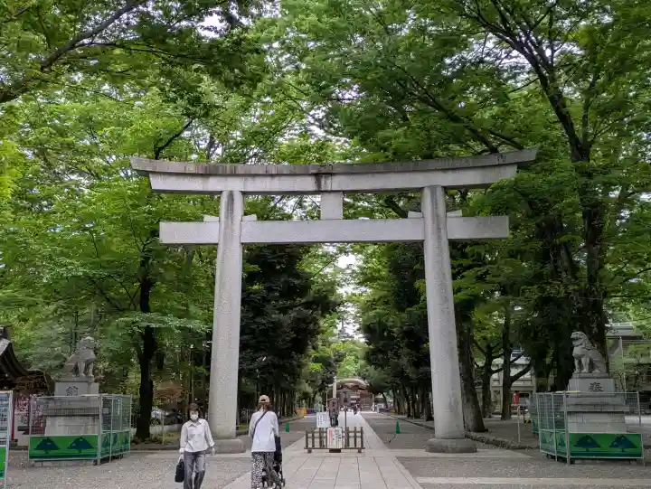 大國魂神社の{uncategorized: "未分類", other: "その他", undefined: "問題あり", building: "その他建物", grave: "お墓", sacred_gate: "鳥居", guardian: "狛犬", statue: "像", buddha: "仏像", history: "歴史", nature: "自然", garden: "庭園", animal: "動物", pagoda: "塔", temizu: "手水舎", mountain_gate: "山門・神門", sanctuary: "本殿・本堂", subordinate: "末社・摂社", art: "芸術", scenery: "景色", jizo: "地蔵", ema: "絵馬", goshuin: "御朱印", omikuji: "おみくじ", items: "授与品その他", amulet: "お守り", goshuincho: "御朱印帳", eats: "食事", festival: "お祭り", votive_dance: "神楽", shichigosan: "七五三参", wedding: "結婚式", experience: "体験その他", initially: "初詣", around: "周辺", anti_infection: "感染症対策"}