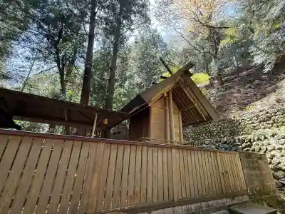 蘭宇氣白神社の{uncategorized: "未分類", other: "その他", undefined: "問題あり", building: "その他建物", grave: "お墓", sacred_gate: "鳥居", guardian: "狛犬", statue: "像", buddha: "仏像", history: "歴史", nature: "自然", garden: "庭園", animal: "動物", pagoda: "塔", temizu: "手水舎", mountain_gate: "山門・神門", sanctuary: "本殿・本堂", subordinate: "末社・摂社", art: "芸術", scenery: "景色", jizo: "地蔵", ema: "絵馬", goshuin: "御朱印", omikuji: "おみくじ", items: "授与品その他", amulet: "お守り", goshuincho: "御朱印帳", eats: "食事", festival: "お祭り", votive_dance: "神楽", shichigosan: "七五三参", wedding: "結婚式", experience: "体験その他", initially: "初詣", around: "周辺", anti_infection: "感染症対策"}