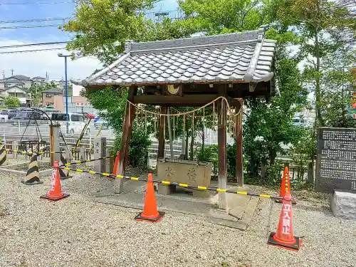 神明社（前後神明社）の手水舎