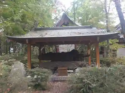 山中諏訪神社(山梨県)